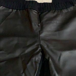 Faux leather legging